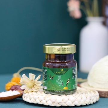 Tổ yến chưng tam vị